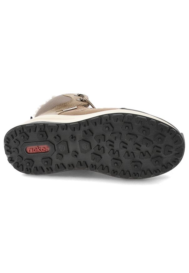 Botki damskie Rieker, na platformie z futerkiem w środku i zapinane na zamek, brązowe, Z0910-90. Okazja: na spacer. Zapięcie: zamek. Kolor: brązowy. Materiał: futro. Sezon: zima. Obcas: na platformie. Styl: sportowy