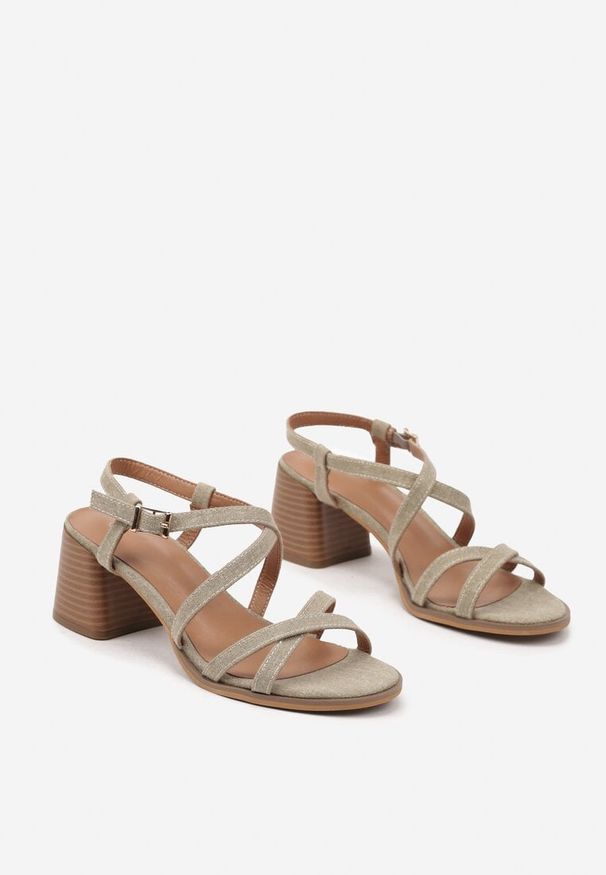 Born2be - Ciemnobeżowe Sandały na Obcasie z Ozdobnymi Paskami Asfitra. Okazja: na co dzień. Zapięcie: pasek. Kolor: beżowy. Materiał: jeans. Wzór: paski. Obcas: na obcasie. Styl: elegancki, casual. Wysokość obcasa: średni