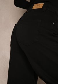 Renee - Czarne Jeansy High Waist z Szerokimi Nogawkami Chamylla. Okazja: na co dzień, na randkę. Stan: podwyższony. Kolor: czarny. Styl: casual, klasyczny #4