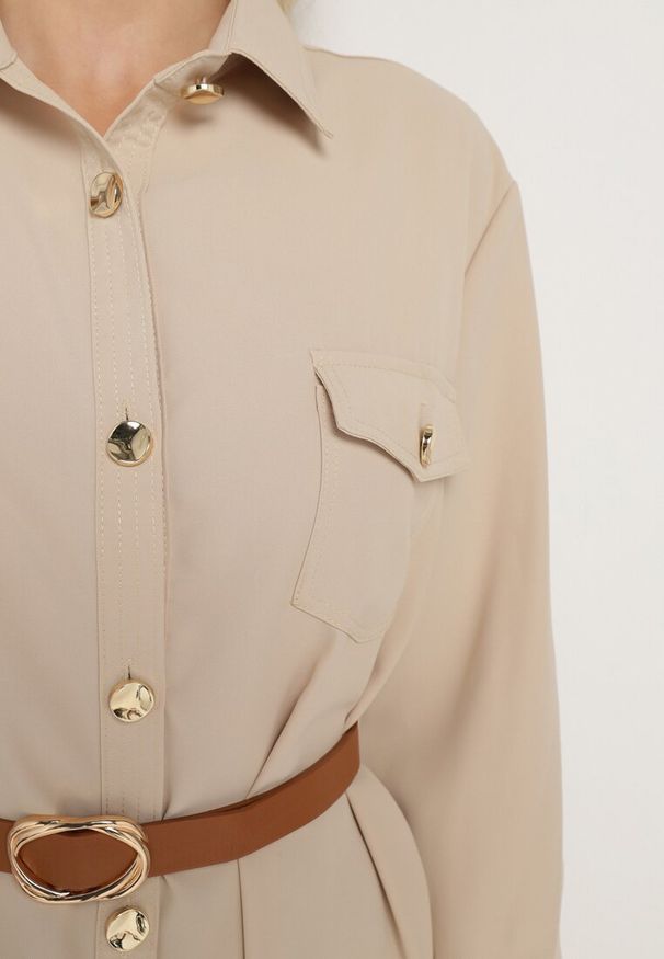 Born2be - Beżowa Sukienka Koszulowa z Regulowanymi Rękawami i Paskiem w Talii Esarivia. Okazja: na spotkanie biznesowe, na co dzień. Kolor: beżowy. Typ sukienki: koszulowe. Styl: casual, biznesowy, wizytowy