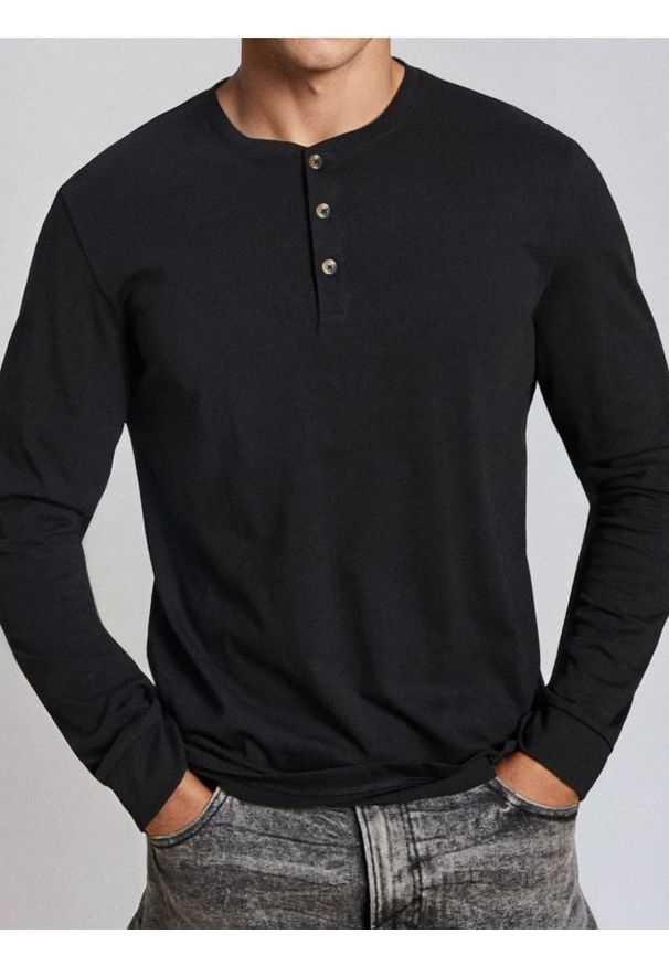 Sinsay - Koszulka z długimi rękawami - czarny. Kolor: czarny. Długość rękawa: długi rękaw. Długość: długie