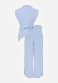 Renee - Jasnoniebieski Komplet Bluzka z Poduszkami w Ramionach i Proste Spodnie z Gumką w Pasie Divanes. Kolor: niebieski #8