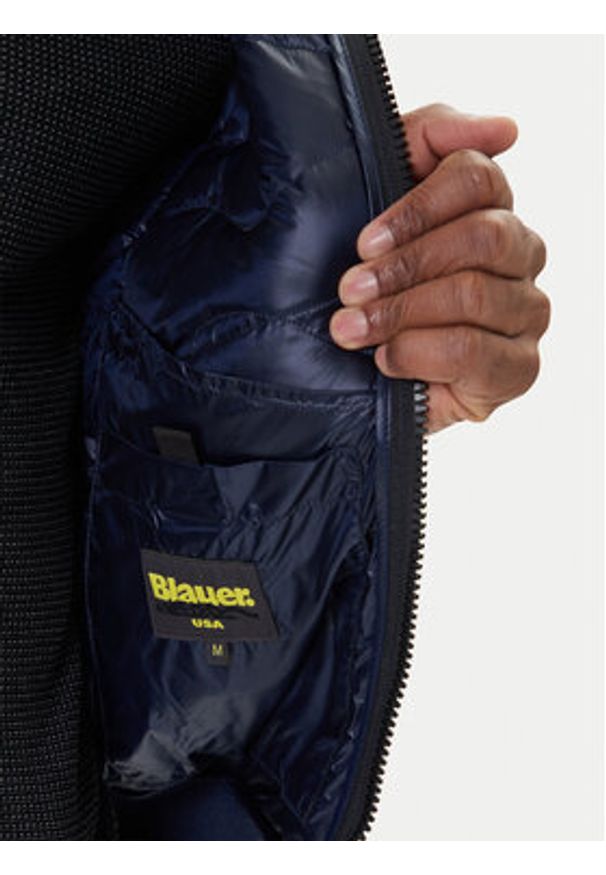 Blauer Kurtka puchowa 25WBLUC03075 Granatowy Regular Fit. Kolor: niebieski. Materiał: syntetyk