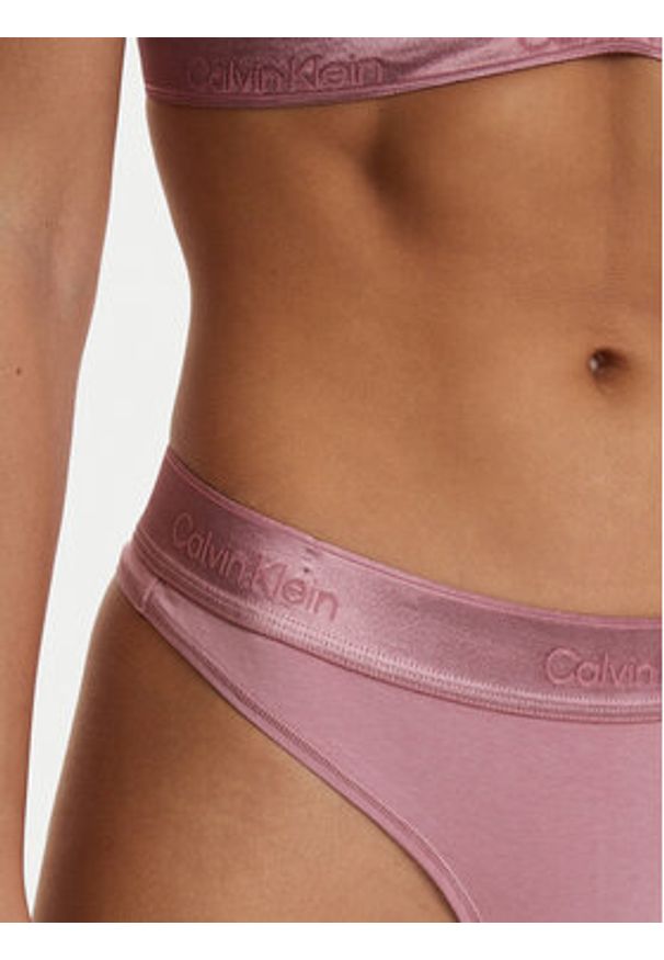 Calvin Klein Underwear Stringi LV00QF8826 Różowy. Kolor: różowy. Materiał: bawełna