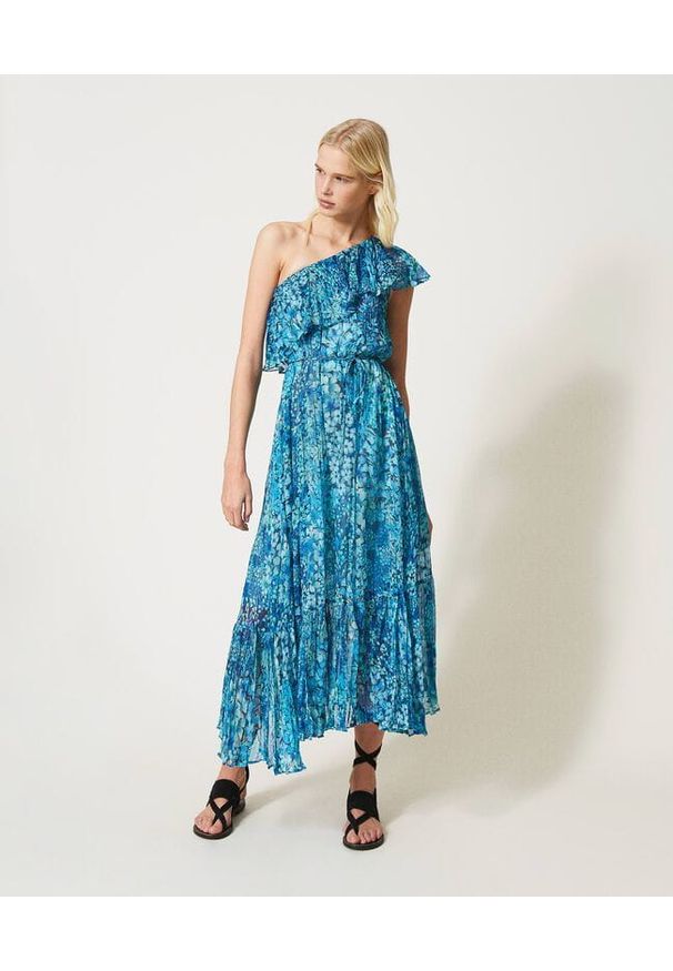 TwinSet - Sukienka z krepony w kwiaty na jedno ramię Twinset. Kolor: niebieski. Materiał: tkanina, poliester. Wzór: kwiaty. Typ sukienki: dopasowane. Styl: klasyczny