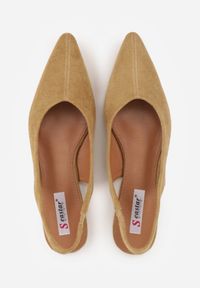 Born2be - Ciemnobeżowe Balerinki w Stylu Slingback Adriame. Nosek buta: otwarty. Kolor: brązowy. Materiał: skóra, zamsz. Sezon: lato. Obcas: na obcasie. Styl: klasyczny. Wysokość obcasa: niski #7