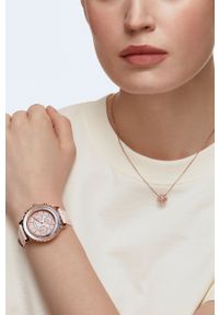 Swarovski Zegarek damski kolor różowy. Kolor: różowy. Materiał: skóra, materiał