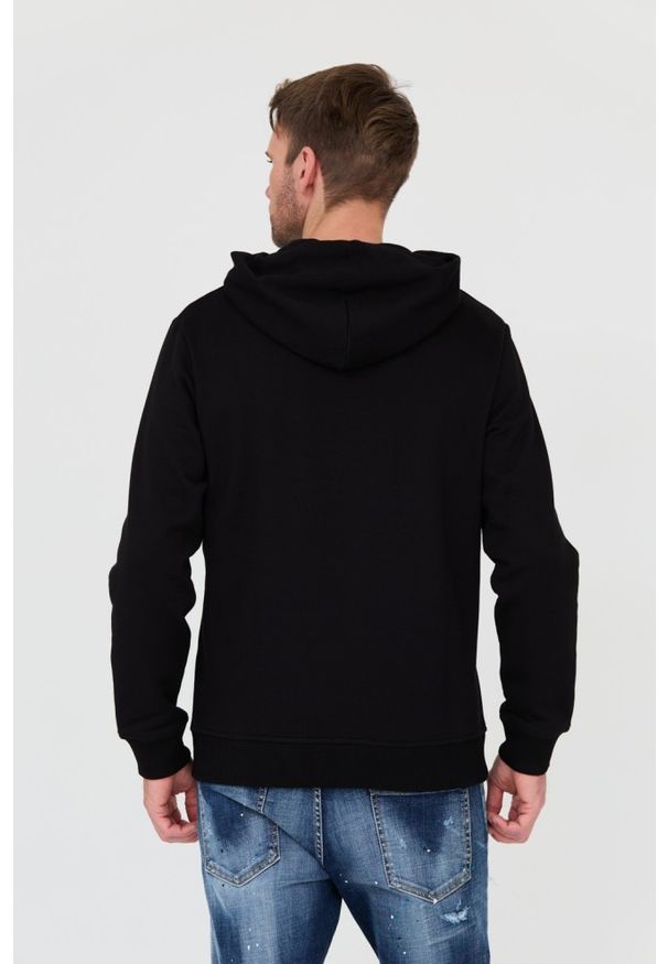 Just Cavalli - JUST CAVALLI Czarna męska bluza z kapturem Fiche Gold, Rozmiar M. Typ kołnierza: kaptur. Kolor: czarny