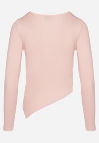 Born2be - Różowa Bluzka o Asymetrycznym Kroju Tatiletia. Okazja: na co dzień. Kolor: różowy. Wzór: gładki. Styl: klasyczny, elegancki, casual #5