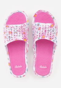 Born2be - Fuksjowe Klapki Basenowe w Kwiatowy Wzór z Perforacją Pertumal. Okazja: na co dzień, na spacer. Kolor: różowy. Materiał: dzianina, jeans, dresówka. Wzór: kwiaty. Sezon: lato. Styl: wakacyjny, casual, elegancki #3