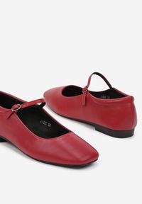 Born2be - Czerwone Balerinki z Paseczkiem i Kwadratowym Noskiem Revione. Kolor: czerwony. Sezon: lato. Styl: elegancki #2