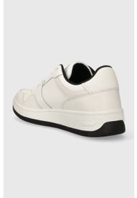 Tommy Jeans sneakersy TJM BASKET LOGO kolor biały EM0EM01257. Nosek buta: okrągły. Kolor: biały. Materiał: guma #5