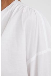 Drykorn koszula bawełniana damska kolor biały relaxed. Kolor: biały. Materiał: bawełna. Długość rękawa: długi rękaw. Długość: długie