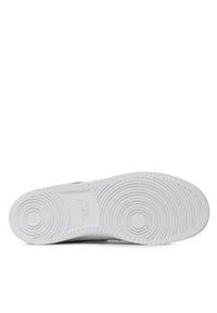Nike Sneakersy Court Vision Mid Nn DN3577 101 Biały. Kolor: biały. Materiał: skóra. Model: Nike Court #6