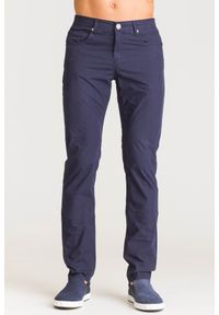 Granatowe spodnie męskie Versace Jeans. Kolor: niebieski. Materiał: bawełna. Wzór: aplikacja #1