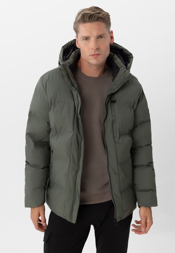 Volcano - Kurtka zimowa J-TURIX. Typ kołnierza: kołnierzyk stójkowy, kaptur. Materiał: poliester, włókno, welur, materiał. Sezon: zima