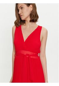 Dixie Sukienka wieczorowa A319J045 Czerwony Regular Fit. Kolor: czerwony. Materiał: syntetyk. Styl: wizytowy #3