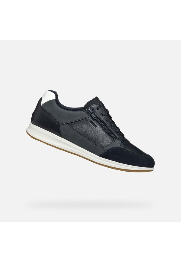 Tenisówki Geox Model U Avery Kolor Niebieski. Kolor: niebieski. Materiał: tkanina, skóra