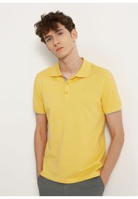 Ochnik - Żółta koszulka polo. Typ kołnierza: polo. Kolor: żółty. Materiał: bawełna. Długość rękawa: krótki rękaw. Długość: krótkie #1