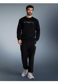 4f - 4F Spodnie dresowe joggery męskie - czarne XL. Kolor: czarny. Materiał: dresówka #1