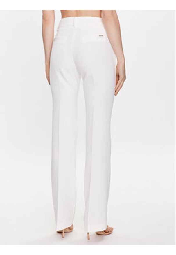Liu Jo Spodnie materiałowe WA3434 T7896 Biały Regular Fit. Kolor: biały. Materiał: syntetyk