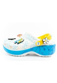 Klapki sandały chodaki damskie Crocs Smurfs na platformie Smerfy. Kolor: niebieski, wielokolorowy, biały. Materiał: materiał. Obcas: na platformie