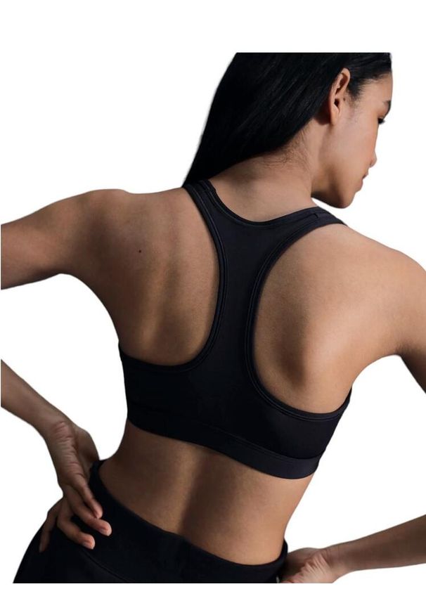 Biustonosz sportowy Nike średnie wsparcie. Kolor: czarny. Materiał: poliester. Technologia: Dri-Fit (Nike). Sport: fitness, taniec