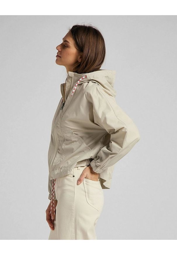 Lee - DAMSKA KURTKA PRZEJŚCIOWA LEE FISHERMAN JACKET SHARK BONE L57LSYOZ 112113172