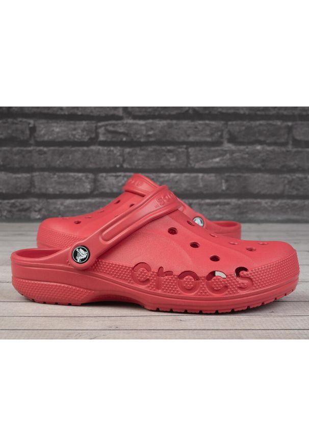 Sandały damskie Crocs BAYA. Kolor: czerwony