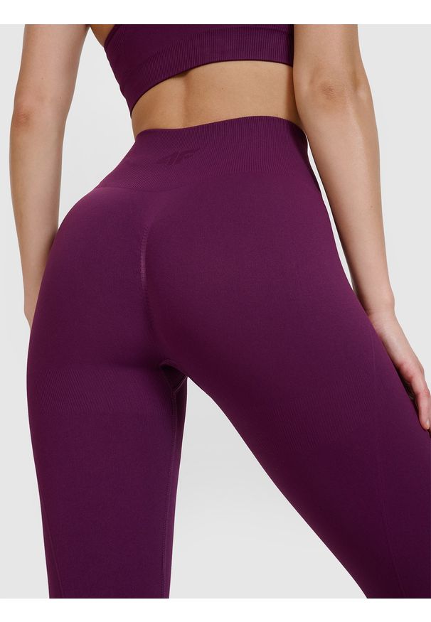 4f - 4F Legginsy do jogi i pilatesu bezszwowe damskie - fioletowe XS/S. Stan: podwyższony. Kolor: fioletowy. Materiał: syntetyk, włókno, materiał, dzianina. Wzór: gładki, ze splotem. Sport: joga i pilates