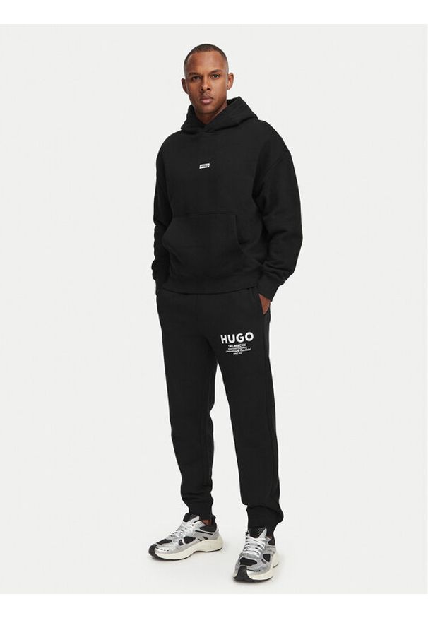 Hugo - HUGO Dres Nazardo 50571220 Czarny Regular Fit. Kolor: czarny. Materiał: bawełna
