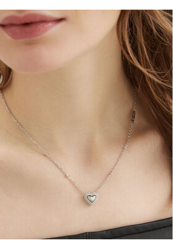 Guess Naszyjnik JUBN05 018JW Srebrny. Materiał: ze stali, metalowe, ze stali nierdzewnej. Kolor: srebrny