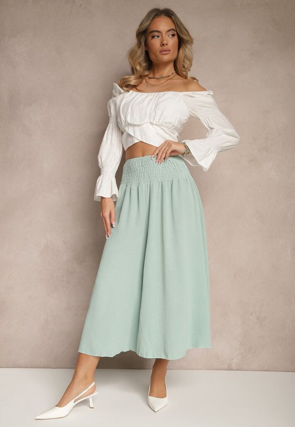 Renee - Jasnozielone Spodnie Typu Kuloty High Waist o Szerokim Kroju z Marszczeniem Araliannis. Okazja: na co dzień. Stan: podwyższony. Kolor: zielony. Styl: klasyczny, casual, elegancki