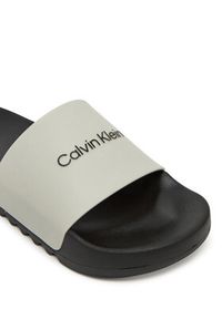 Calvin Klein Klapki Chunky Pool Slide Rub HM0HM01063 Szary. Kolor: szary