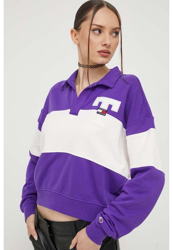 Tommy Jeans bluza damska kolor fioletowy wzorzysta. Kolor: fioletowy. Materiał: bawełna, dzianina. Długość rękawa: długi rękaw. Długość: długie