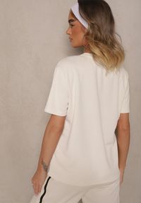 Renee - Jasnobeżowy T-shirt z Nadrukiem w Kształcie Serca Palalea. Okazja: na co dzień. Kolor: beżowy. Wzór: nadruk. Styl: klasyczny, casual #5