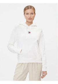 Tommy Jeans Bluza Badge DW0DW17326 Biały Boxy Fit. Kolor: biały. Materiał: bawełna #1