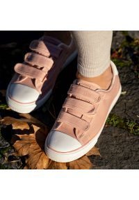 Big-Star - Różowe Trampki Big Star Modne Buty Damskie. Okazja: na spacer. Kolor: różowy. Materiał: materiał. Szerokość cholewki: normalna. Wzór: aplikacja. Sezon: lato #6