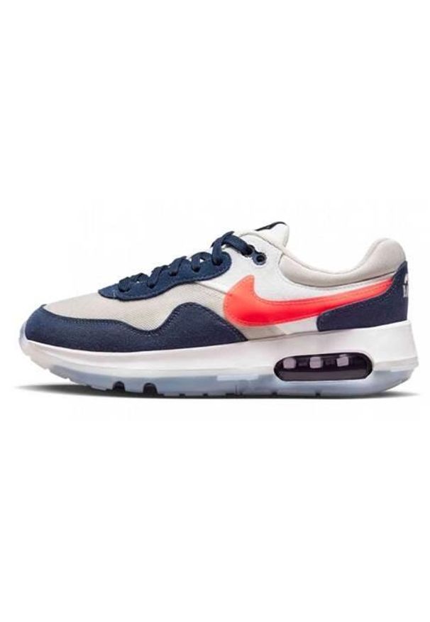 Buty do chodzenia damskie Nike Air Max Motif. Zapięcie: sznurówki. Kolor: biały. Materiał: guma, tkanina. Szerokość cholewki: normalna. Model: Nike Air Max. Sport: turystyka piesza