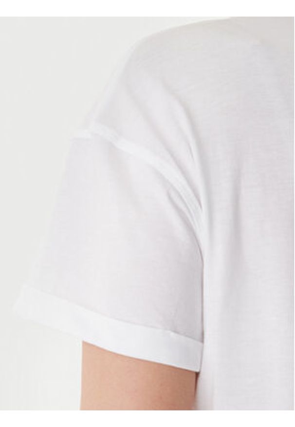 Guess T-Shirt W6GI17 K3037 Biały Regular Fit. Kolor: biały. Materiał: bawełna
