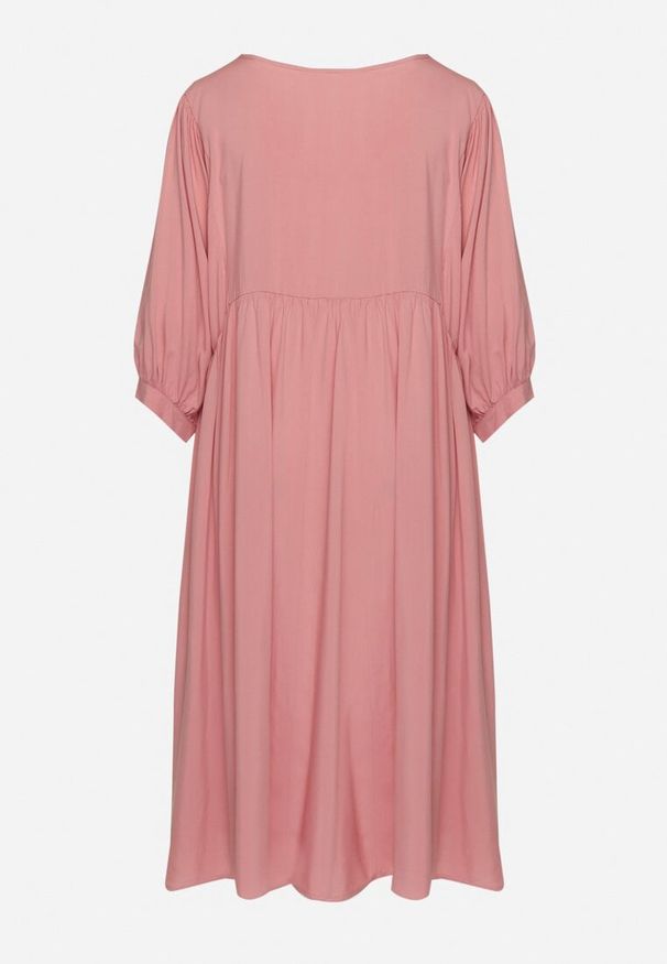 Born2be - Różowa Rozkloszowana Sukienka z Wiskozy z Wiązaniem przy Dekolcie Tilania. Okazja: na co dzień. Kolor: różowy. Materiał: wiskoza. Styl: casual