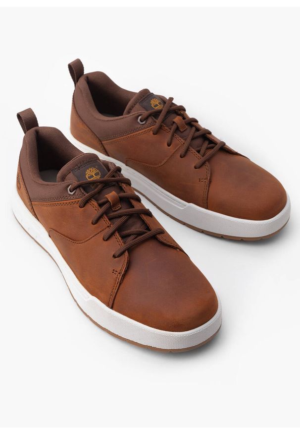 Timberland - TIMBERLAND Maple Grove LTHR OX Sneakersy męskie. Okazja: na co dzień. Kolor: brązowy. Materiał: jeans, materiał, guma