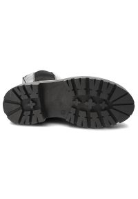 Czarne Botki Carinii Stylowe Wsuwane Workery Damskie. Okazja: na co dzień. Zapięcie: bez zapięcia. Kolor: czarny. Materiał: skóra. Styl: elegancki #5