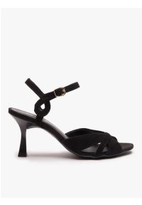 Ryłko - Czarne sandały na szpilce. Nosek buta: okrągły. Zapięcie: sprzączka. Kolor: czarny. Materiał: skóra, welur. Sezon: lato. Obcas: na szpilce. Styl: elegancki. Wysokość obcasa: średni #1