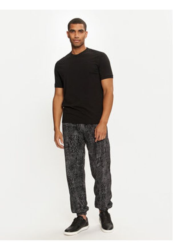 Karl Lagerfeld Jeans Spodnie dresowe 246D1005 Czarny Regular Fit. Kolor: czarny. Materiał: bawełna