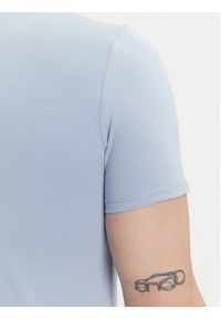Guess T-Shirt M2YI24 J1314 Błękitny Slim Fit. Kolor: niebieski. Materiał: bawełna #2