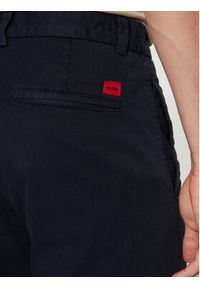 Hugo - HUGO Chinosy 50530886 Granatowy Slim Fit. Kolor: niebieski. Materiał: bawełna #5