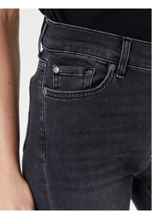 Liu Jo Jeansy UF5061 DS615 Czarny Regular Fit. Kolor: czarny