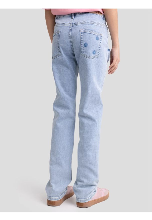 Big-Star - Jeansy dziewczęce z prostą nogawką jasnoniebieskie Lola 213. Okazja: na spacer, na co dzień. Stan: podwyższony. Kolor: niebieski. Materiał: jeans. Wzór: haft. Styl: klasyczny, elegancki, vintage, casual