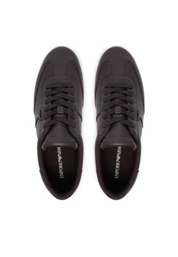 Emporio Armani Sneakersy EM003062 AF20004 U6030 Brązowy ciemny. Kolor: brązowy. Materiał: skóra
